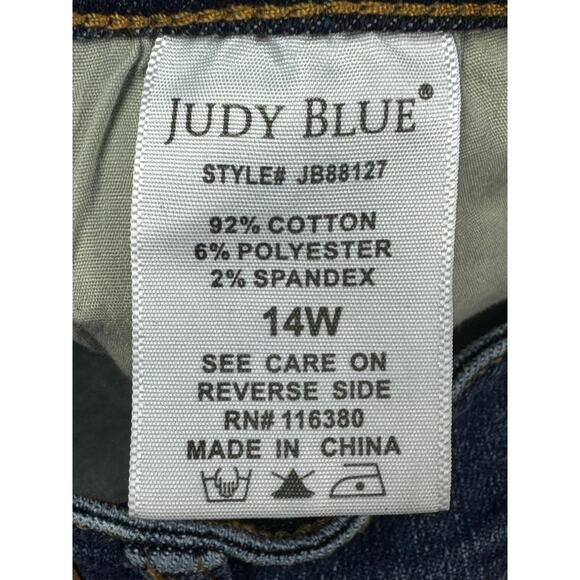 Judy Blue Women's Straight Leg Crop Blue Stretch Denim Jeans - Size 14W (31x25) - Picture 6 of 6